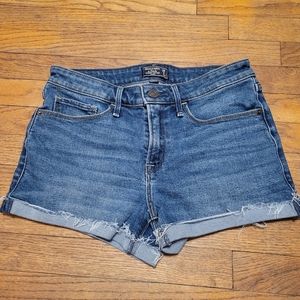 Abercrombie & Fitch Harper Low Rise Short size 26/2